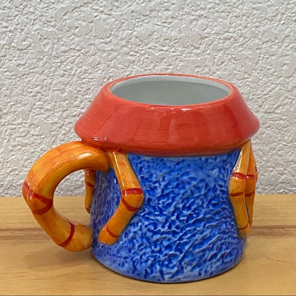 The Crab Pot Washington Mug Salt and Pepper Shaker Set - Picture 9 of 14